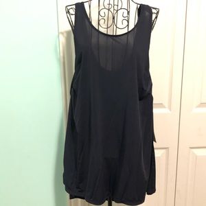 Knotted sides tank NWT